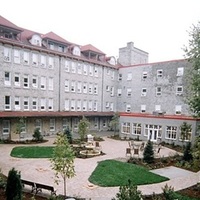 Monatere des Peres redemptoristes Chartwell Aylmer.jpg